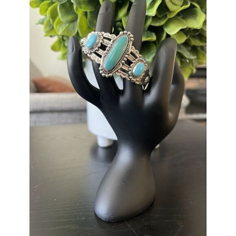 Vintage 1960's Bell Trading Post Sterling & Turquoise Cuff Bracelet - Picture 4 of 14